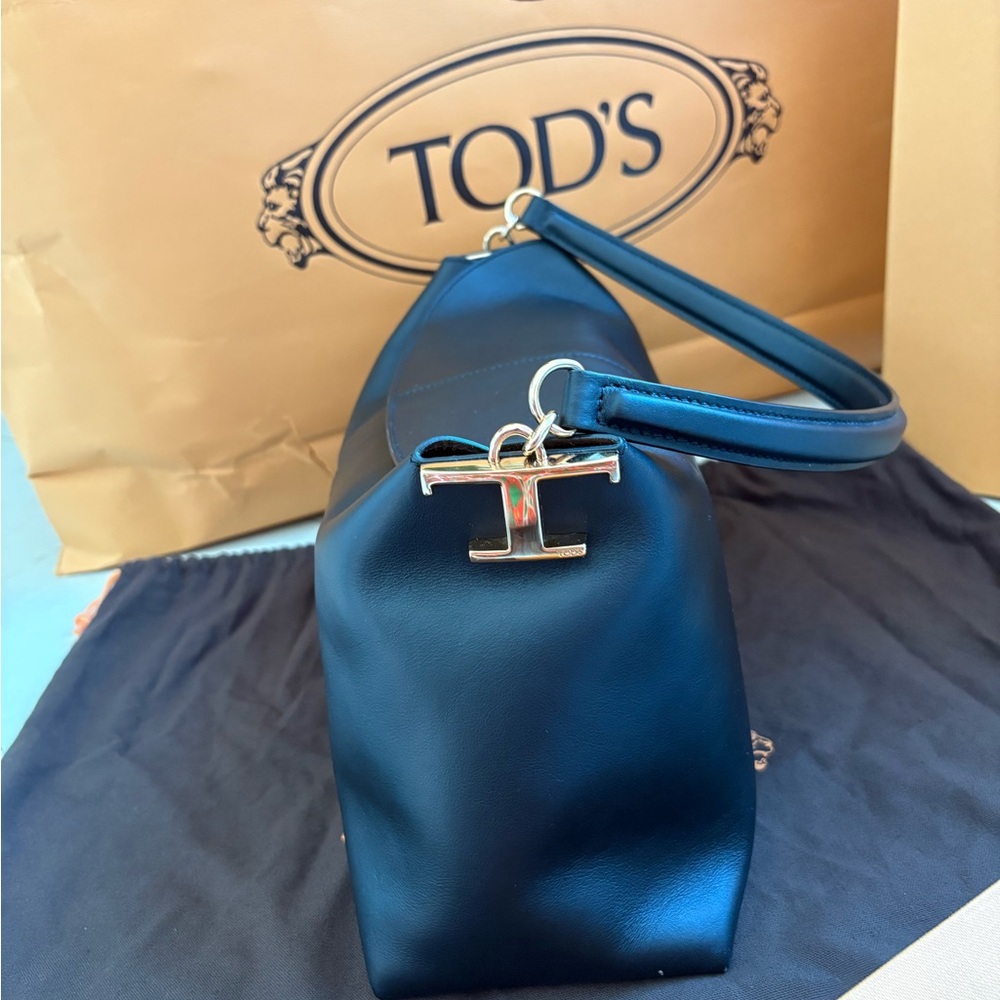 TOD'S Black Leather T Case Shoulder Bag - Picture 5 of 5